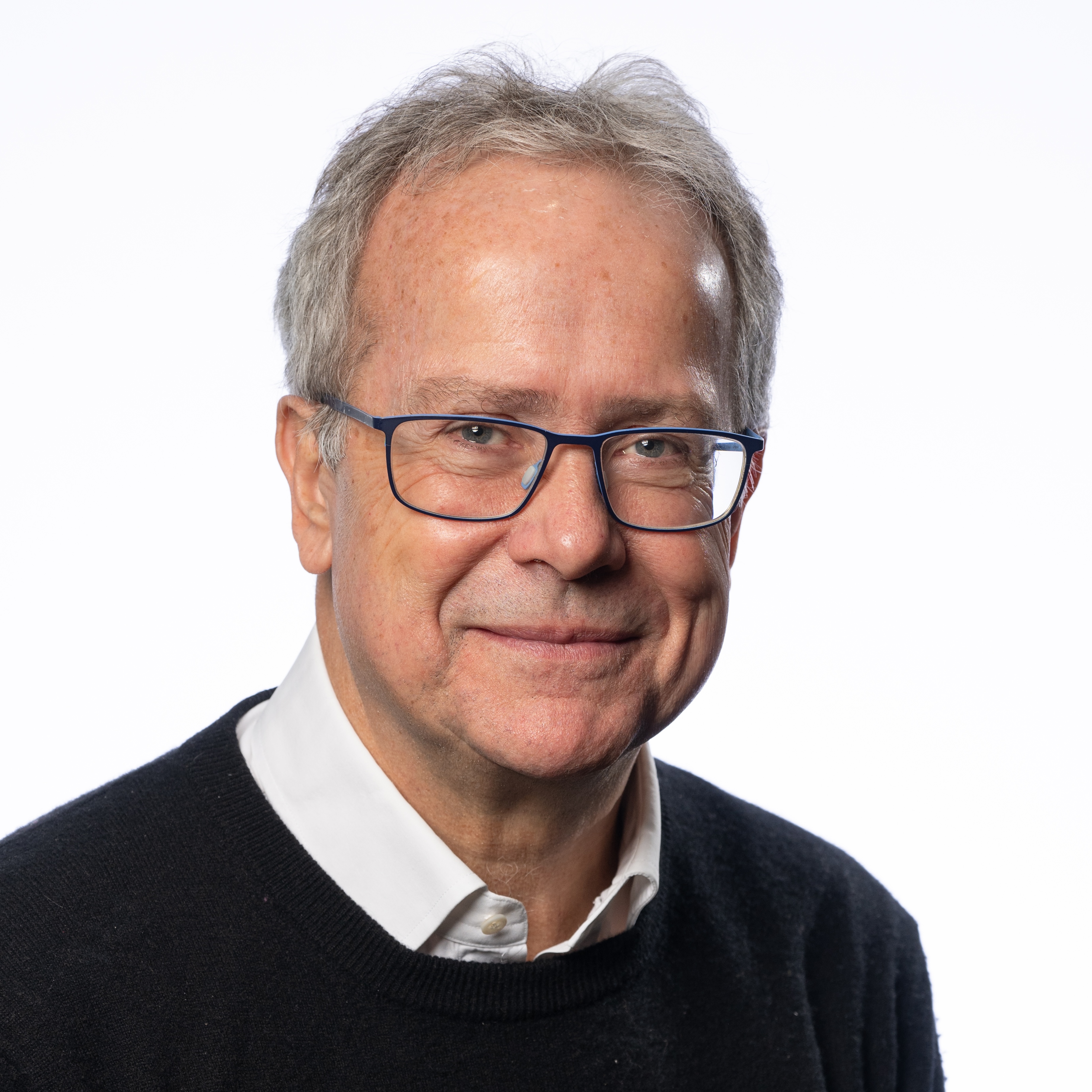 Dr Philip Squire bust